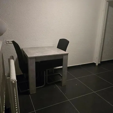 1-zimmer Woh Souterrainwohnung Appartement *