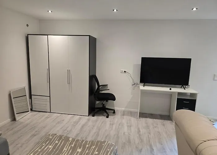 1-zimmer Woh Souterrainwohnung Appartement Mannheim