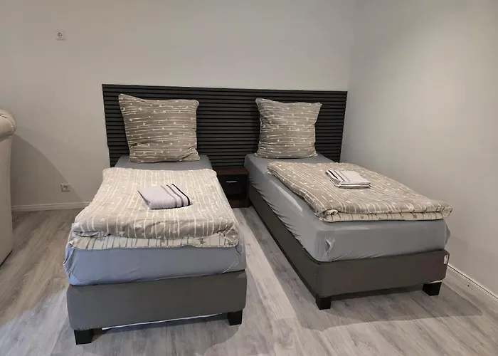 1-zimmer Woh Souterrainwohnung